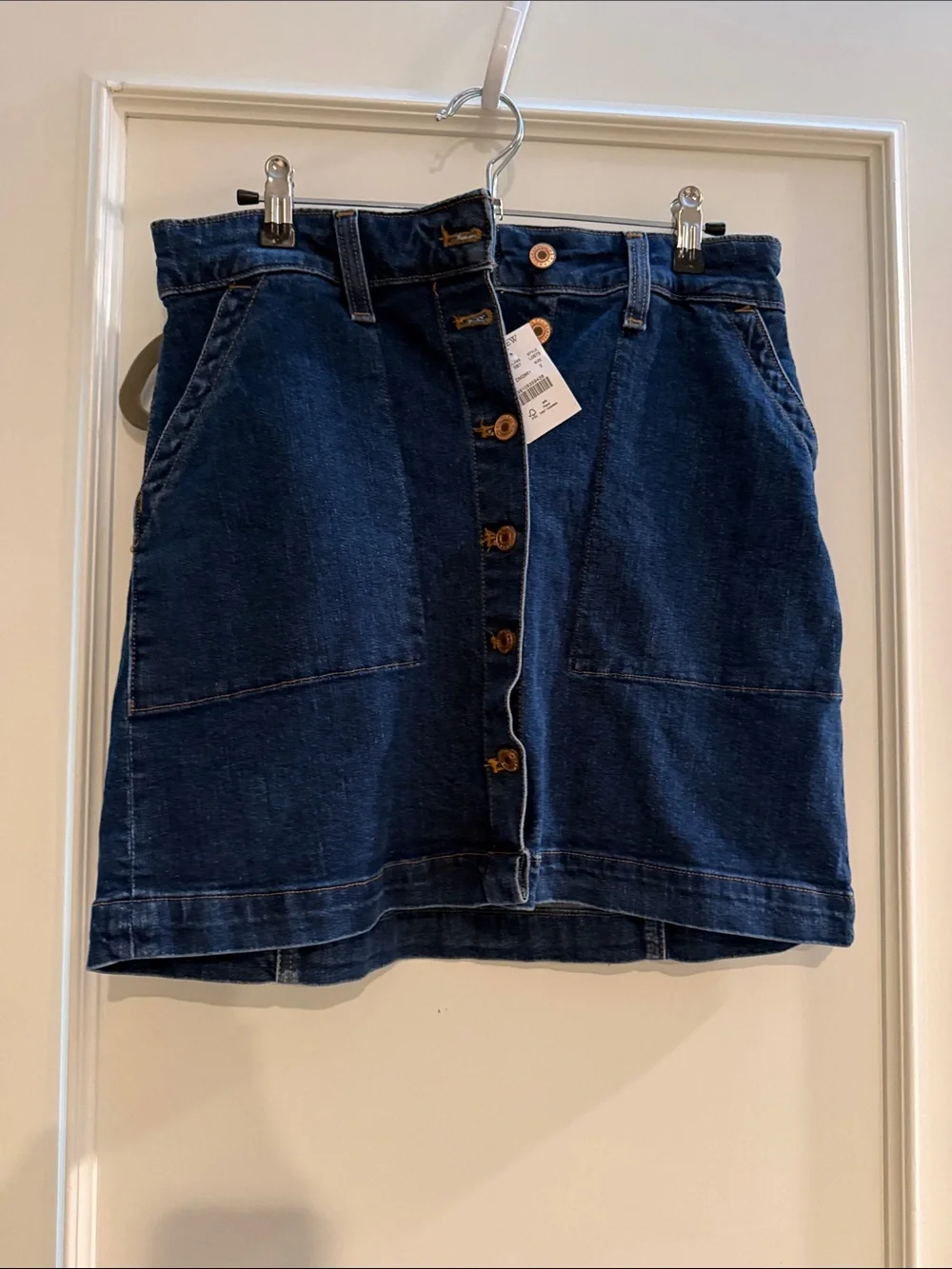 J.Crew Dark Blue Denim Button-Front Women's Skirt. NWT. Size 2.